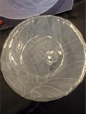 Studio Nova 14" Frosted Glass Serving Platter Arctic Palm Leaf Pattern Vintage